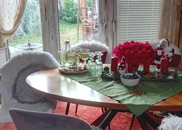 Rose For 4 Guests In Rose Проживание в семье