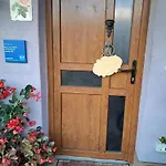 Rose For 4 Guests In Rose * リュブリャナ