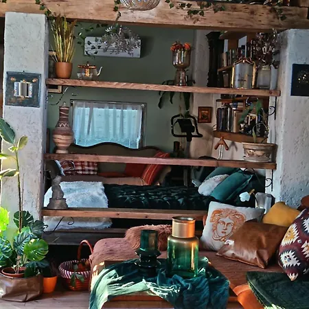 Проживание в семье Rose For 4 Guests In Rose