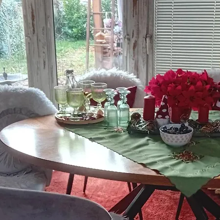 Rose For 4 Guests In Rose منزل للإقامة