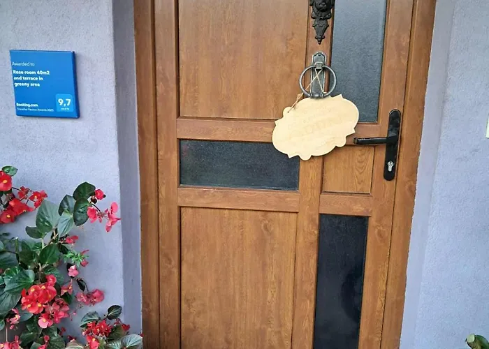 Rose For 4 Guests In Rose * Любляна