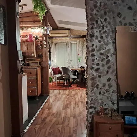 Rose Room For 4 Guests In Green Rose Resort Ljubljana *